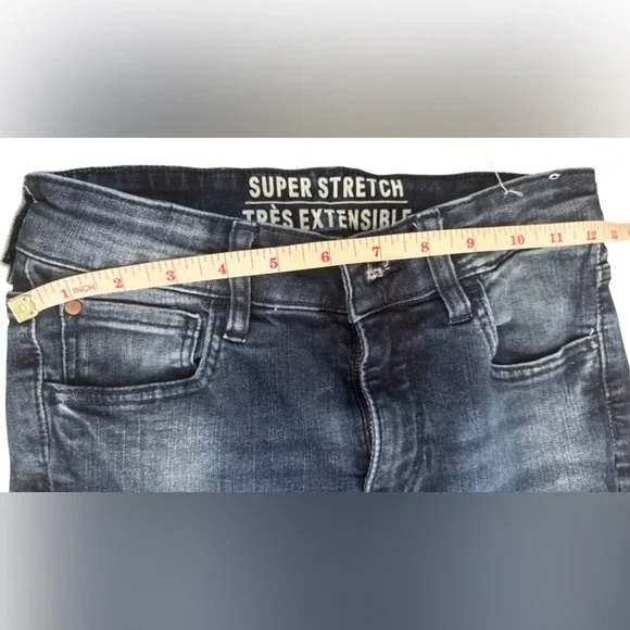 Slim Blue Jeans with Distressed Details - Picture 5 of 8